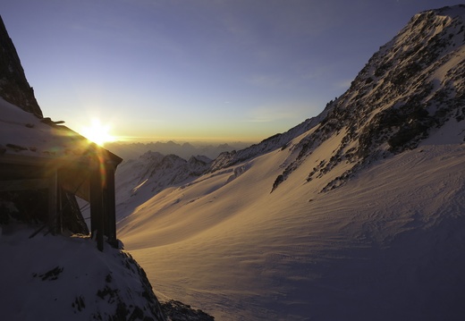 Lever de soleil sur l'Oberaarjochhütte